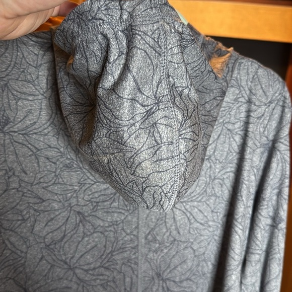 Free2B Gray Floral Fleece Lined Hooded Jacket w/ Thumbholes Size XL - Picture 11 of 12